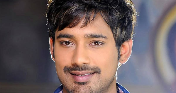 mama manchu alludu kanchu,koduku,varun sandesh,allari naresh,mohan babu  'మామ మంచు అల్లుడు కంచు'..మరి కొడుకు! 